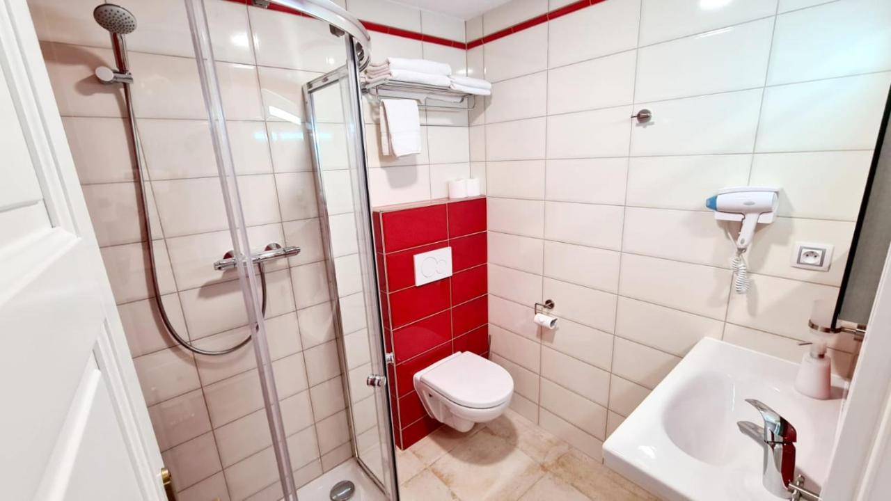 Penzion Valkoun-Lilienfeld Karlovy Vary Ngoại thất bức ảnh