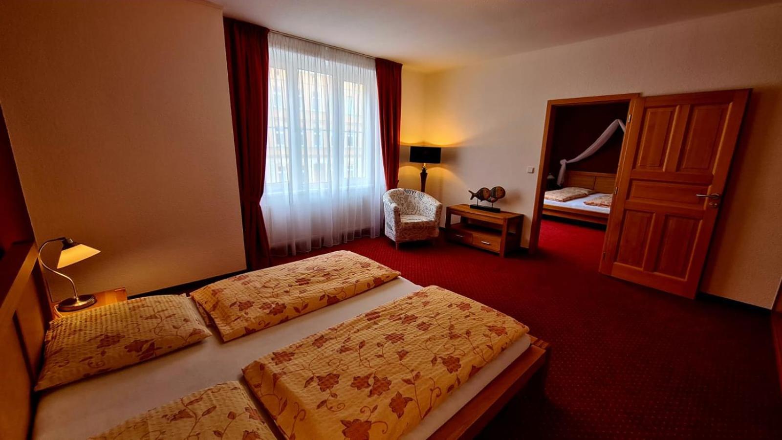 Penzion Valkoun-Lilienfeld Karlovy Vary Ngoại thất bức ảnh